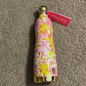 Lilly Pulitzer water bottle NWT